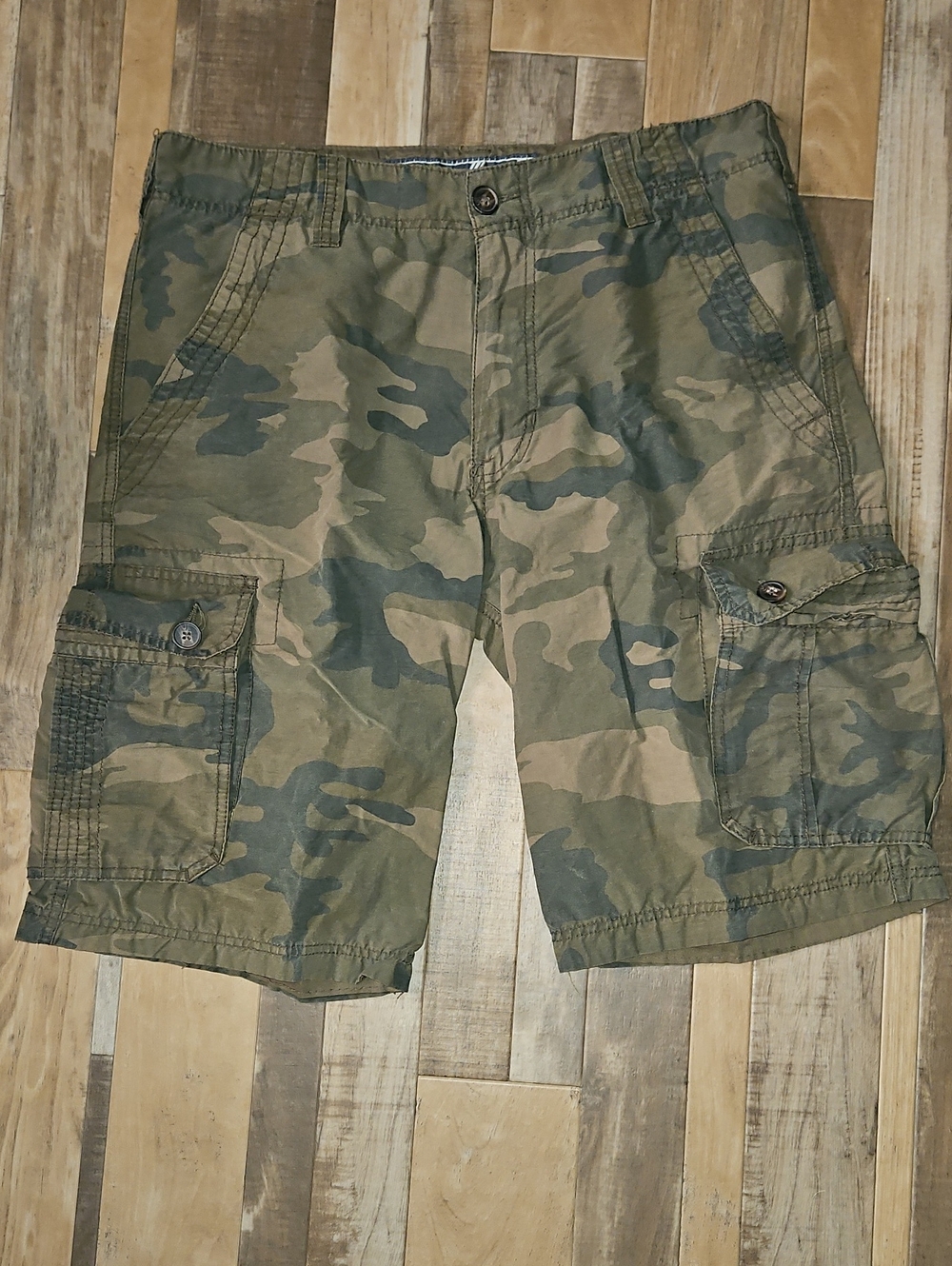 Men's Camo Cargo Shorts in Olive Green